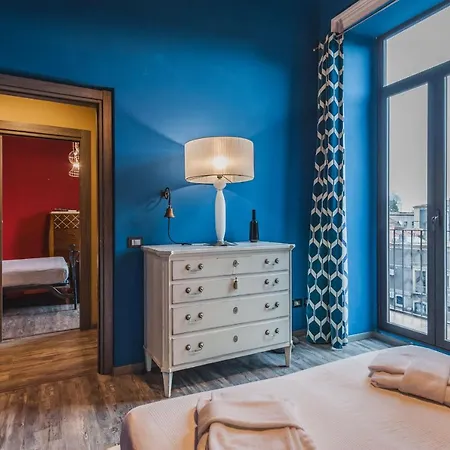 Appartamento Ursino With Balcony By Wonderful Italy